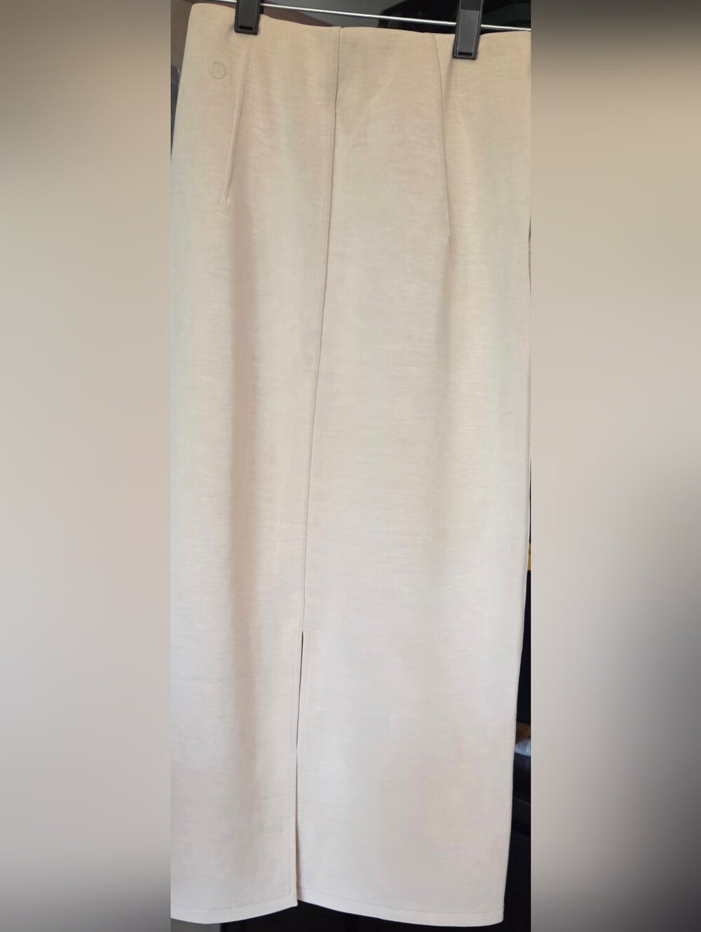 Lululemon Sofstreme Classic Cream Midi Skirt